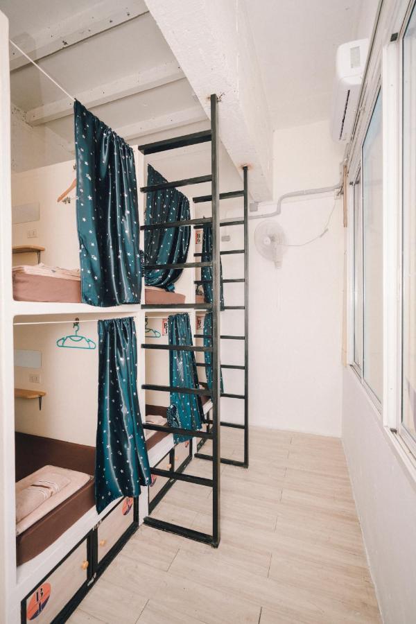 Liberta Hostel Bangkok Exteriör bild