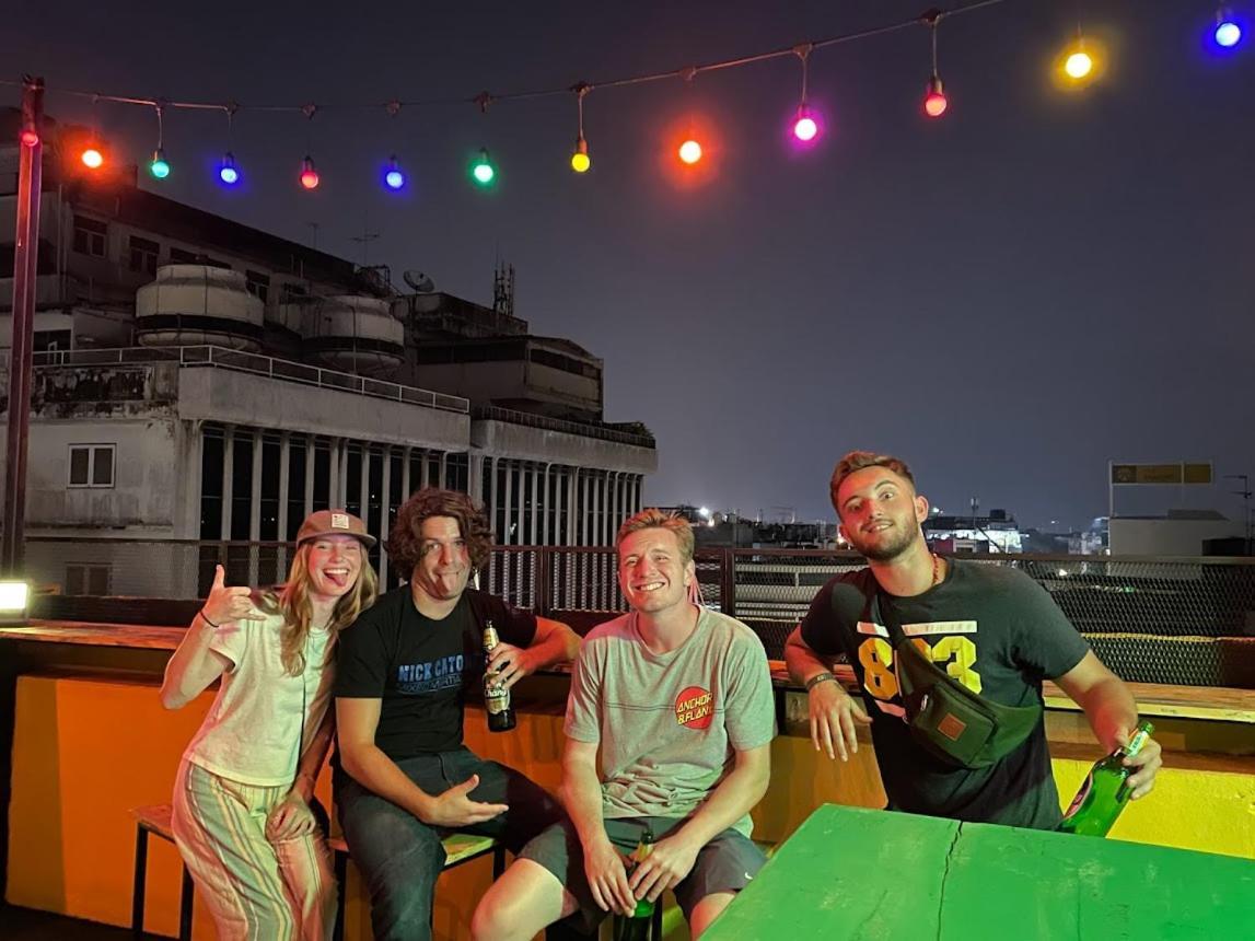 Liberta Hostel Bangkok Exteriör bild